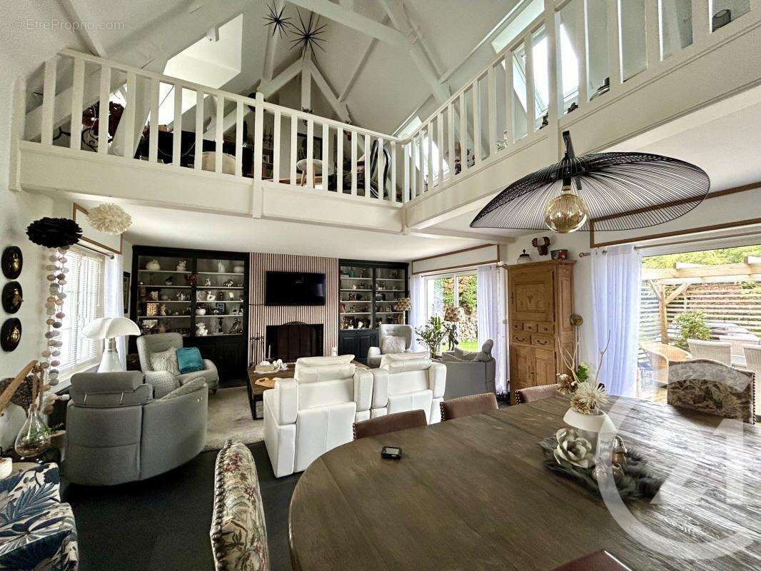 Maison à CONDETTE