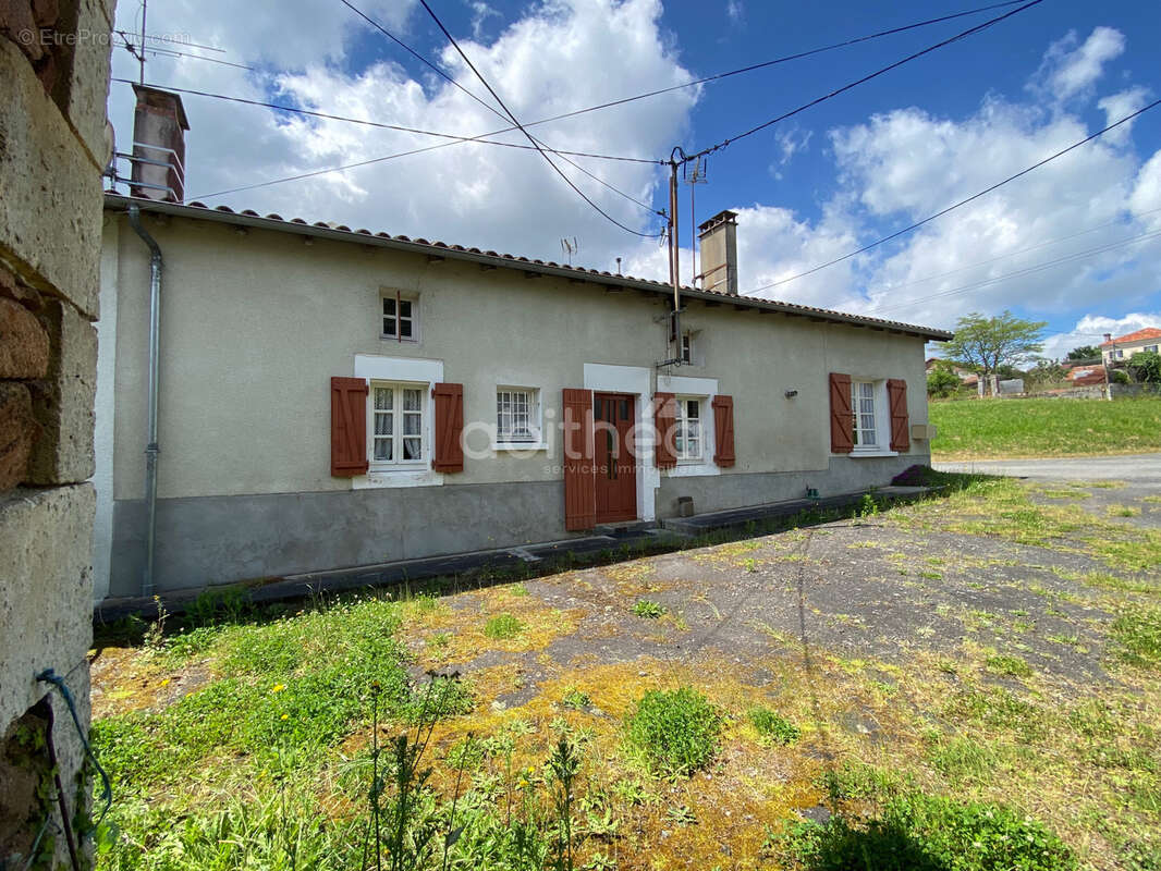 Maison à CHIRAC