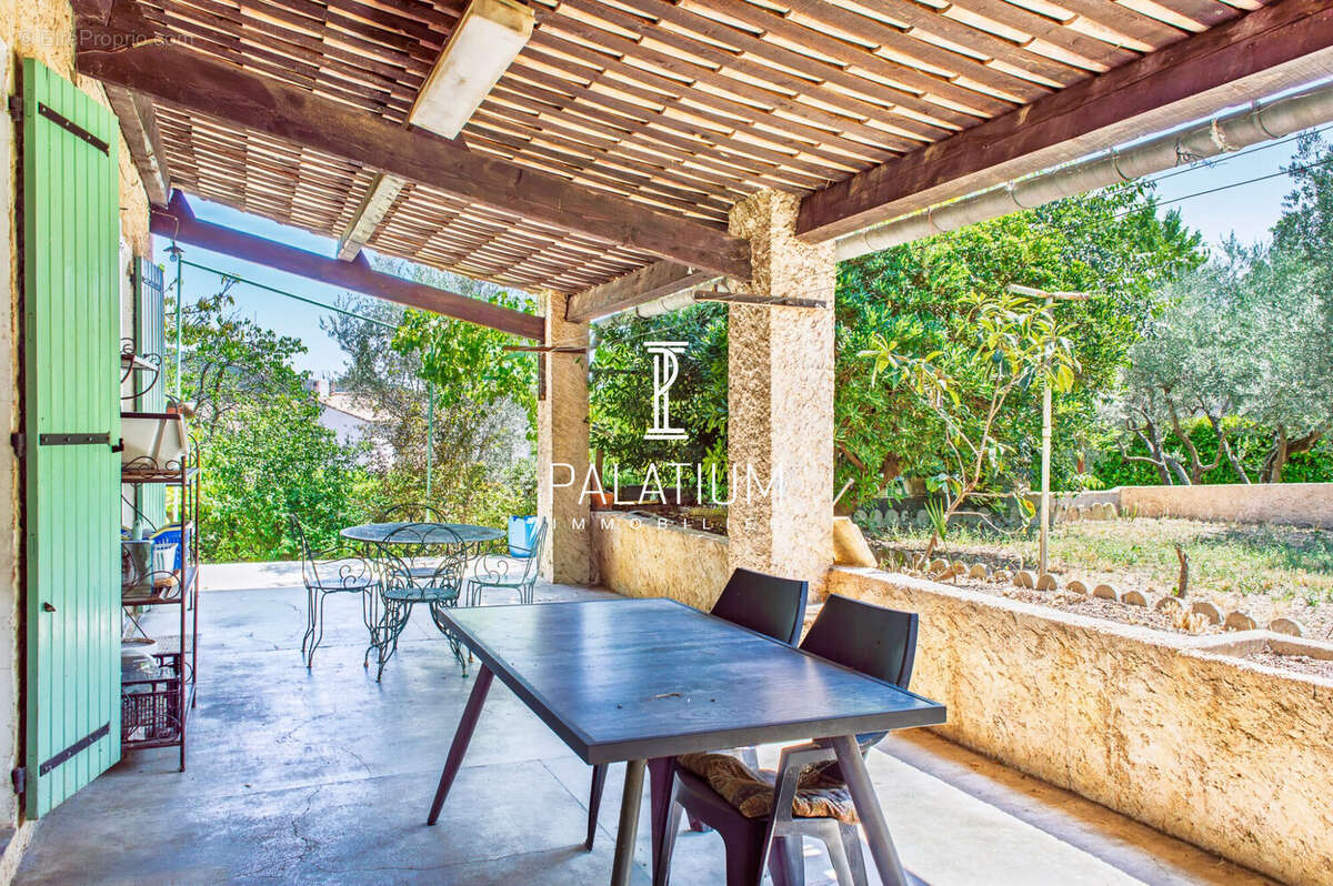 Maison 110 m² à Chateau-Arnoux-Saint-Auban  - photo 2