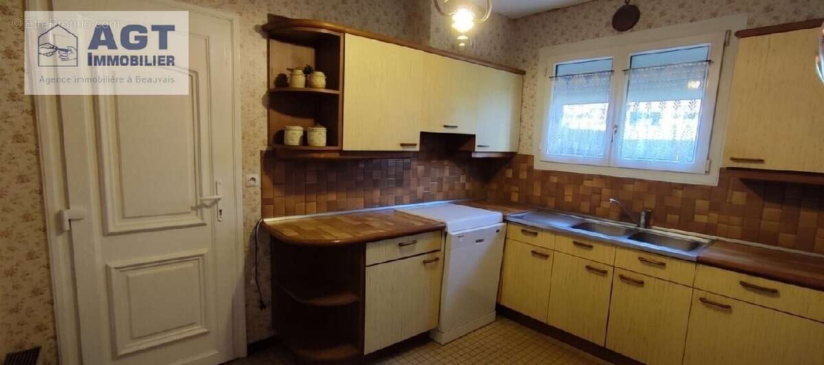 Maison à MILLY-SUR-THERAIN