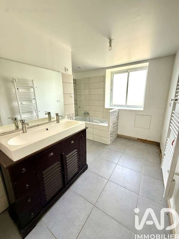 Maison 110 m² à Fromont  - photo 9