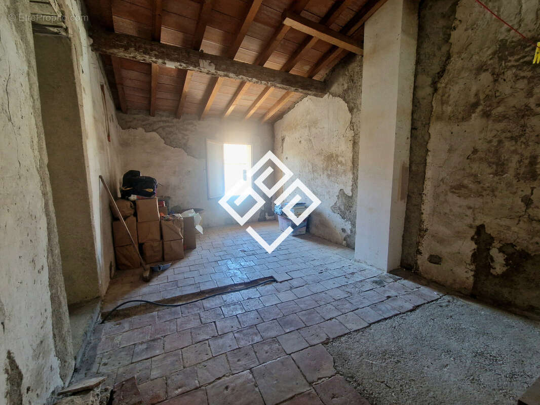 Maison à SALLES-D'AUDE