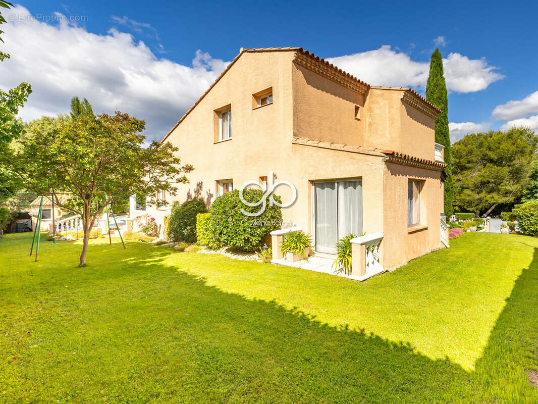 Maison à BEAULIEU