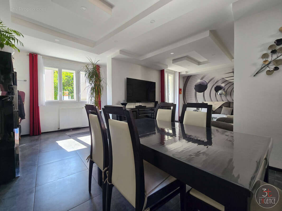 Maison à FONTENAY-SOUS-BOIS