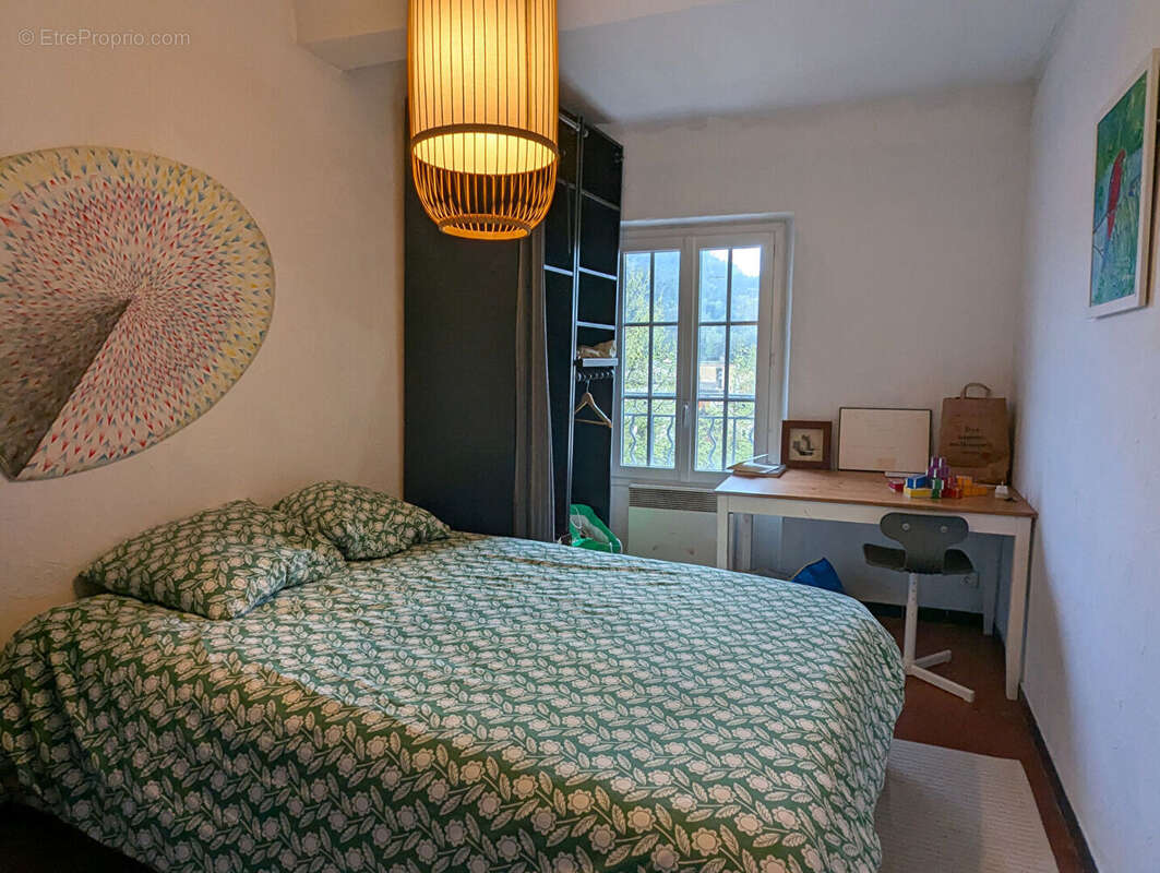 Appartement à SALERNES