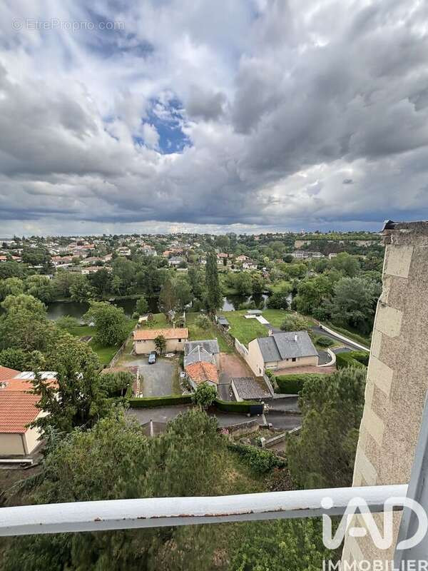 Photo 3 - Appartement à THOUARS