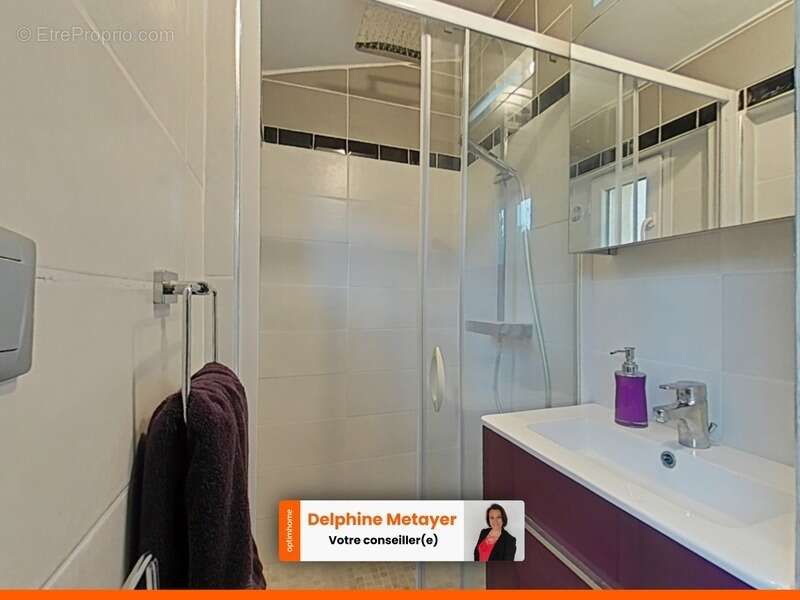 Maison à ROQUEBRUNE-SUR-ARGENS