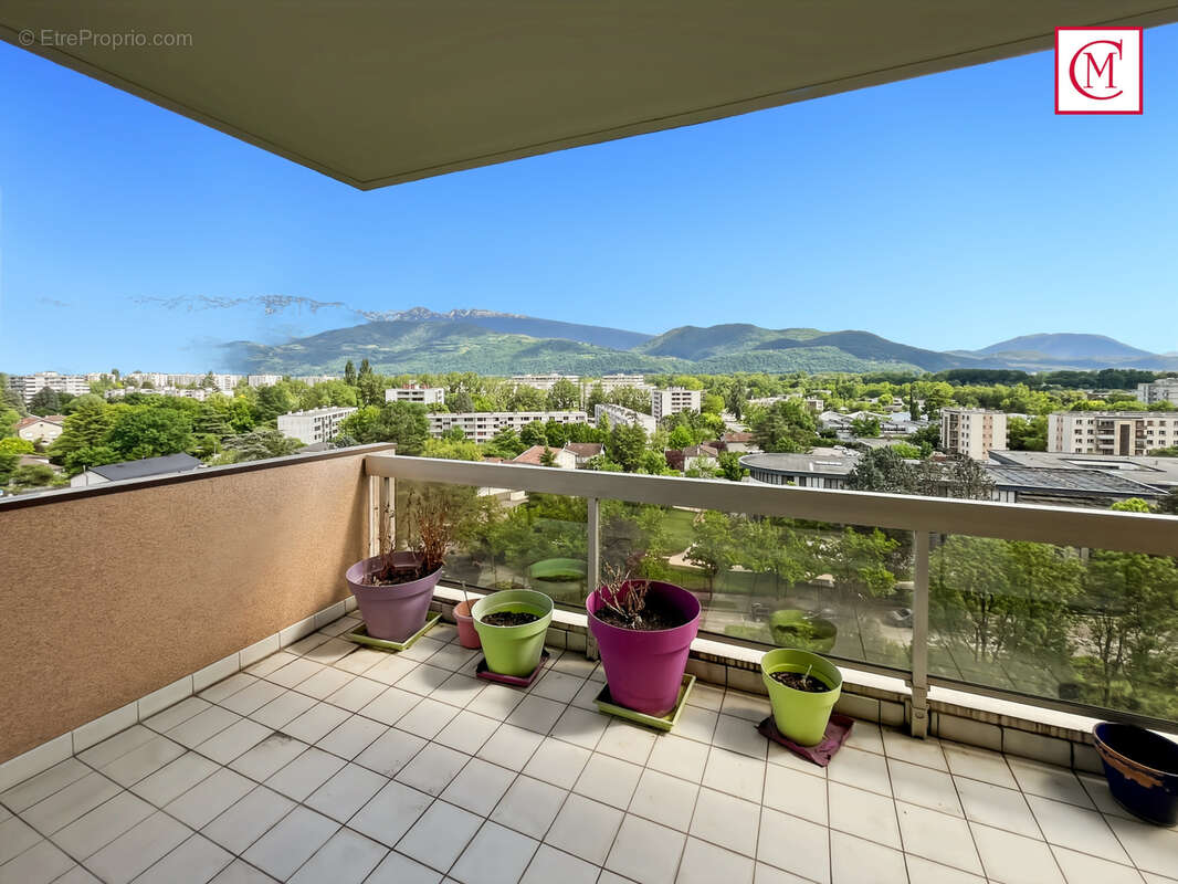 Appartement à MEYLAN