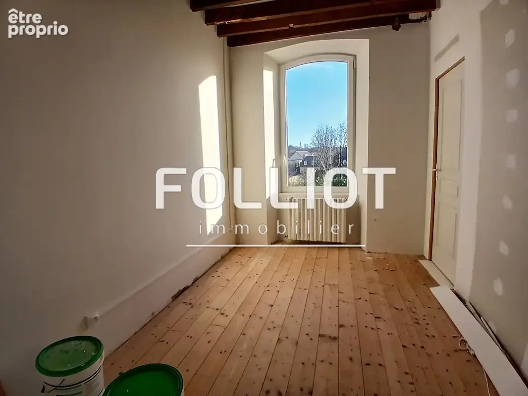 A vendre - Coup de coeur assuré pour cet ancien presbytère plein d'authenticité - photo 10