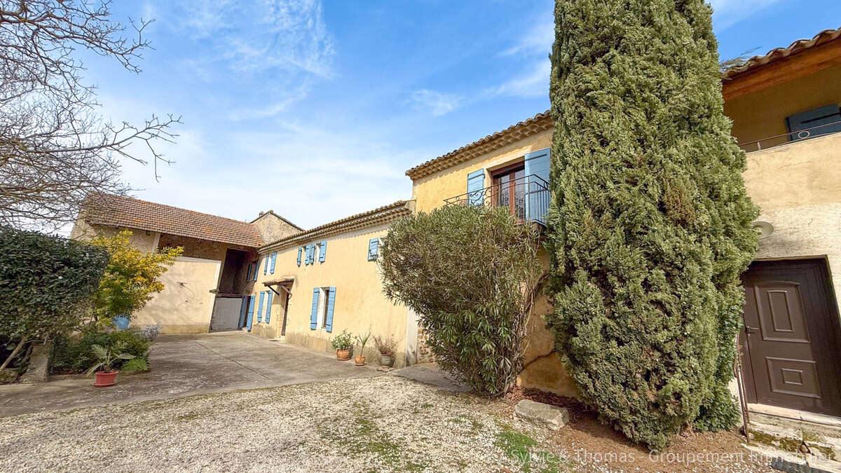 Maison à CADEROUSSE