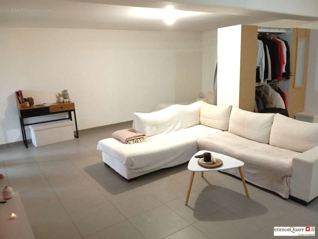 Appartement à DIVONNE-LES-BAINS