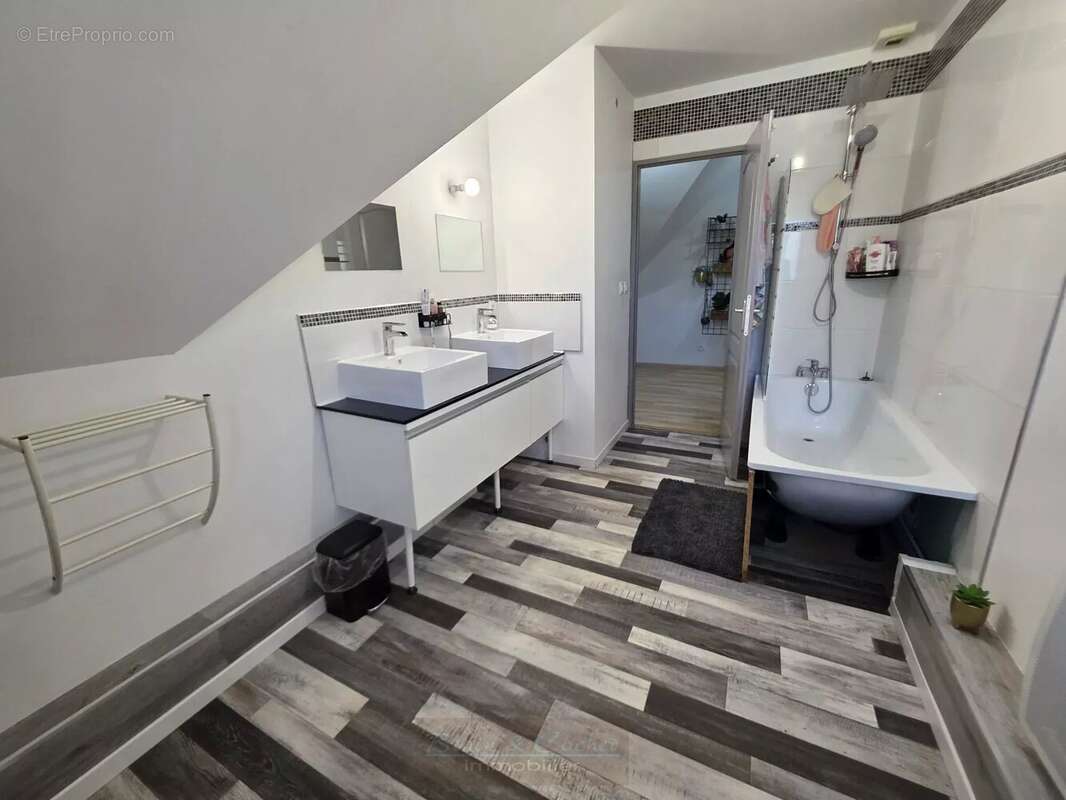 Belle maison familiale de 167 m² à Amilly - photo 10