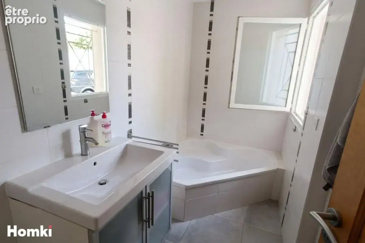 Propriété familiale T11 de 306.89 m² - photo 14