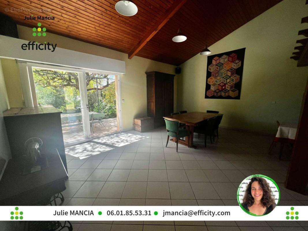 Maison à TROIS-PALIS