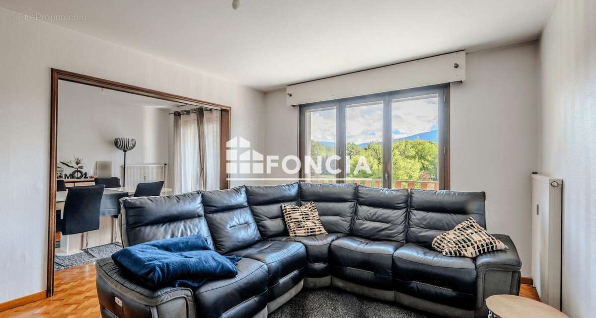 Appartement à DOUVAINE