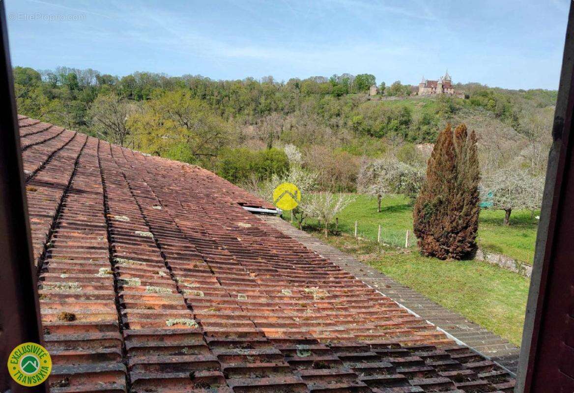 Maison à DUN-LE-PALESTEL