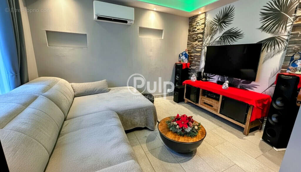 Maison à COURRIERES