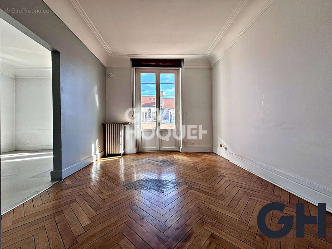 Appartement à LYON-6E