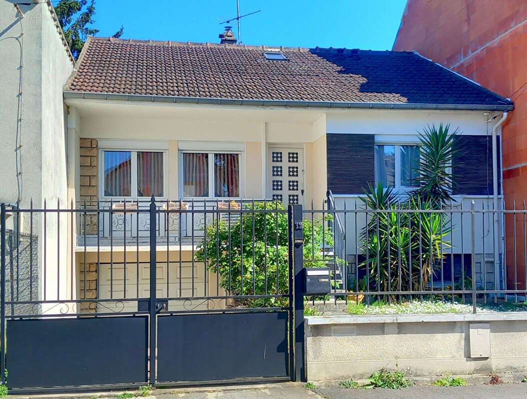 Maison à BONDY