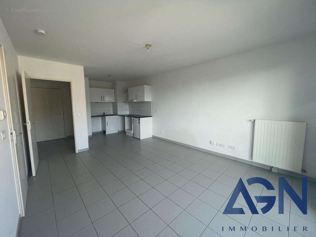 Appartement à JUVIGNAC