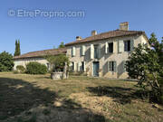 Maison à CASTELNAU-D'AUZAN