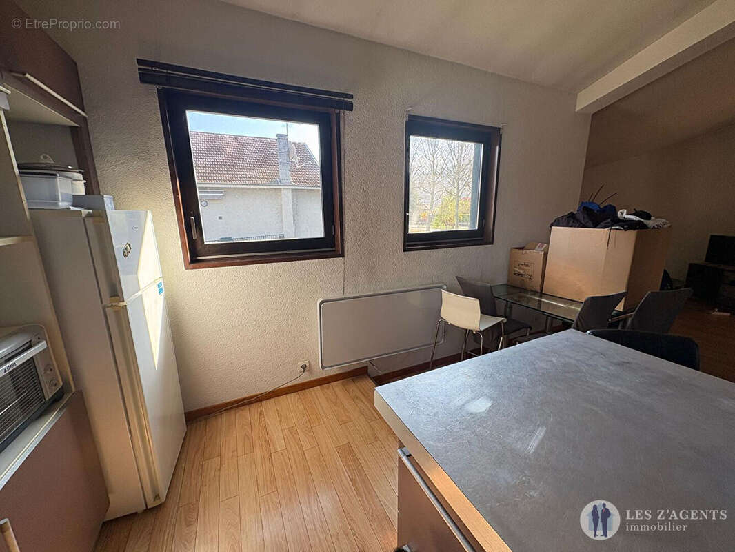 Appartement à SAINT-MARTIN-D'HERES