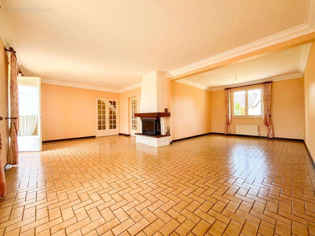 Maison Courmemin 8 pièce(s) 173.06 m2 - photo 3