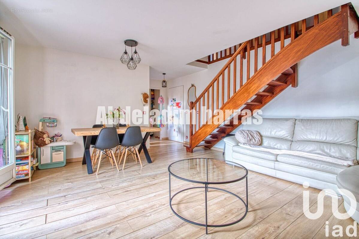 Photo 1 - Appartement à VILLENEUVE-LA-GARENNE