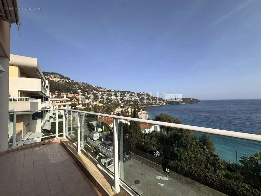 Appartement à ROQUEBRUNE-CAP-MARTIN