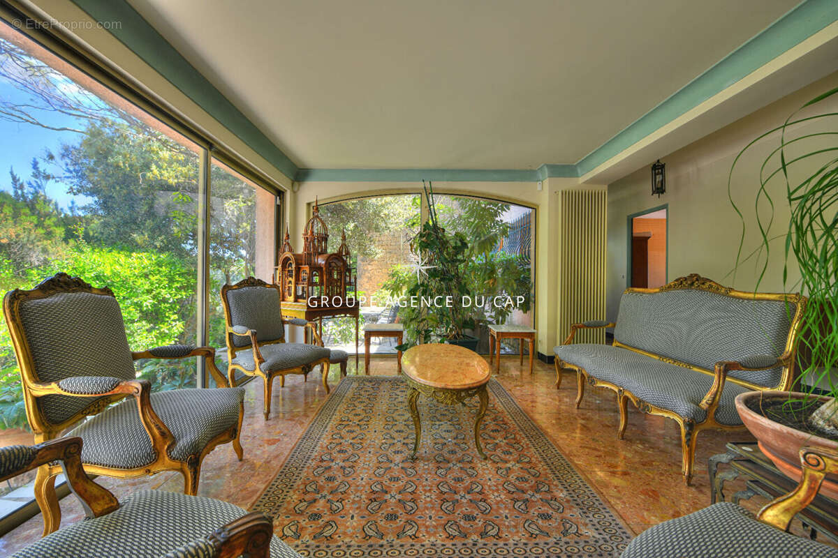 Maison à SAINT-RAPHAEL