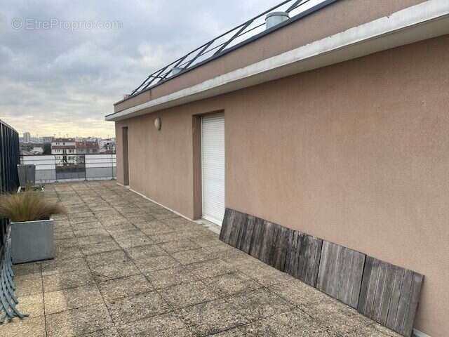 Appartement à LE BLANC-MESNIL