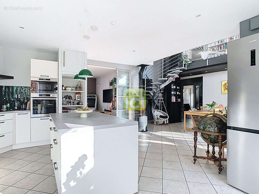 Maison à LA ROMAGNE