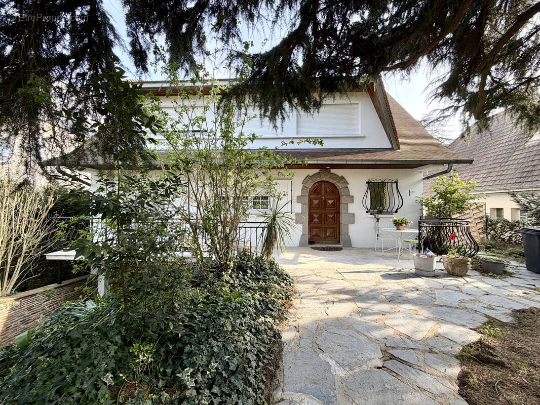 Maison à EPINAY-SUR-ORGE