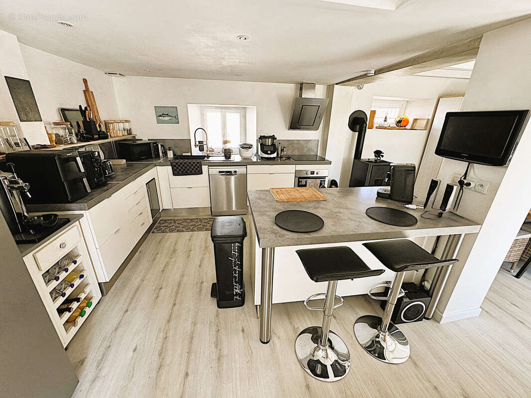 Maison à BEAUVILLIERS