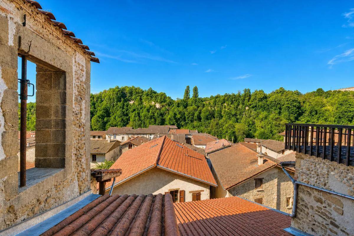 Maison à SAINT-ANTOINE-L'ABBAYE