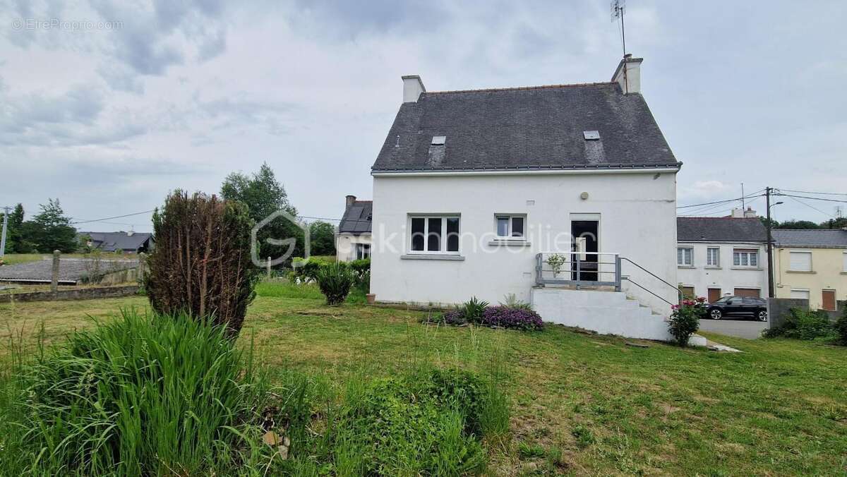 Maison 4 chambres avec jardin – centre-ville de Gourin (56110) - photo 3