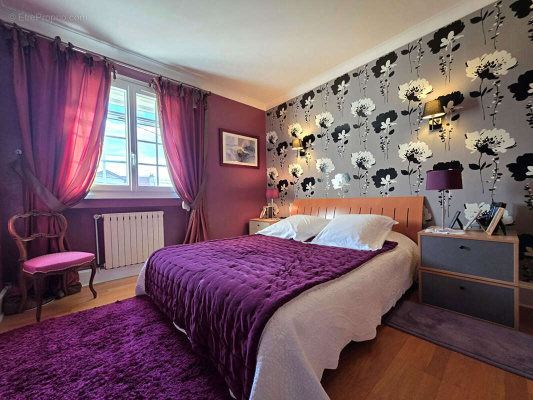 Maison à ROMANS-SUR-ISERE