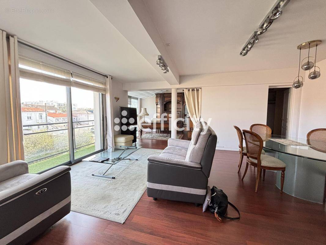 Appartement à LA ROCHELLE