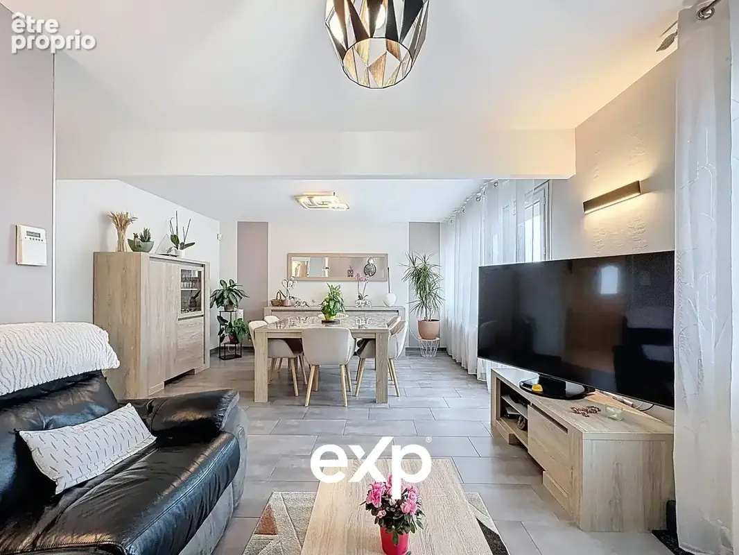 Maison 88 m² à Saint-Privat-La-Montagne  - photo 9