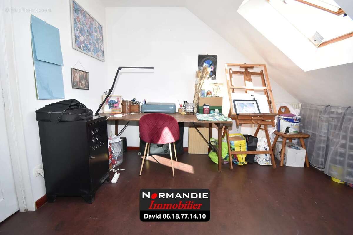 Maison à MALAUNAY