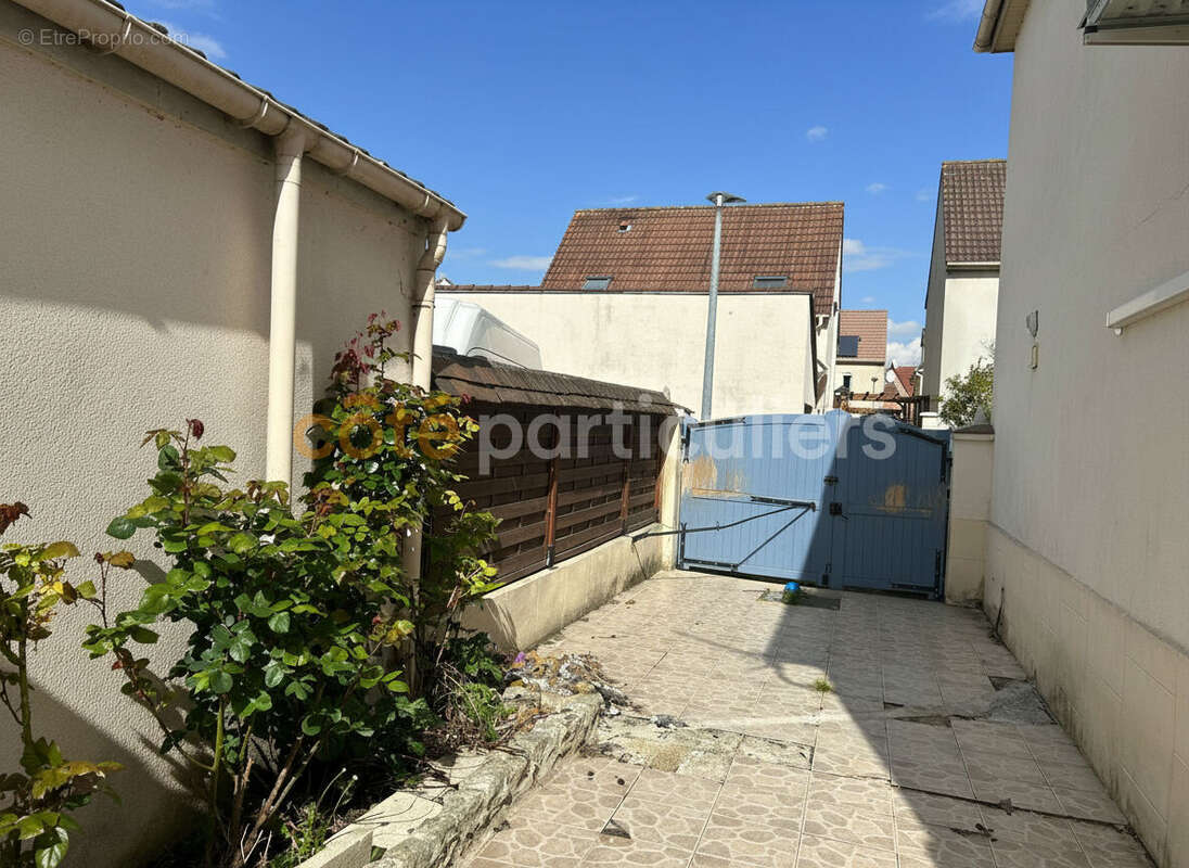 Maison à VILLENEUVE-SAINT-GEORGES