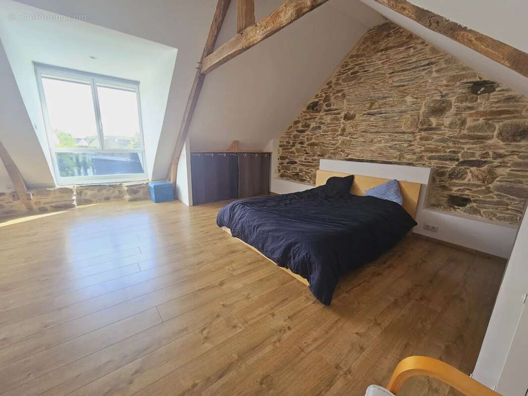 Maison à COMBLESSAC