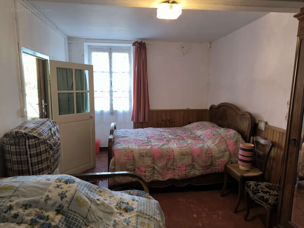 Maison à EPIRY