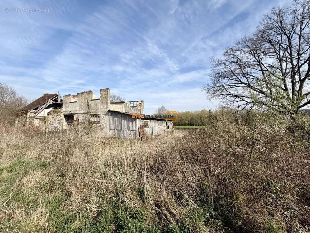 Maison à REBAIS