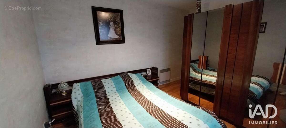 Photo 5 - Commerce à LA GOUTELLE