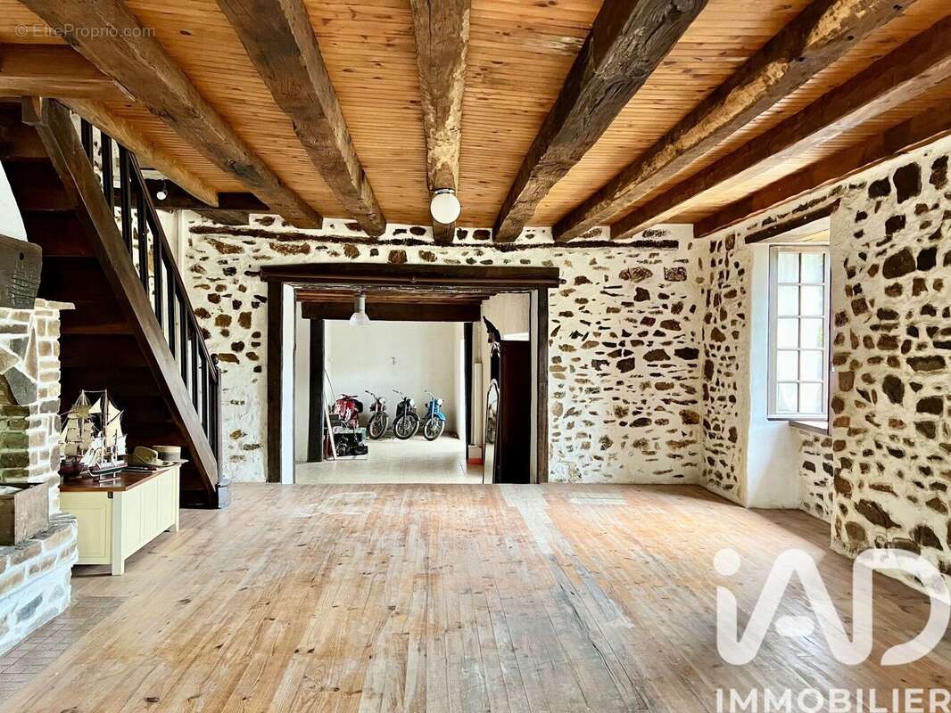 Maison 144 m² à Champsac  - photo 5