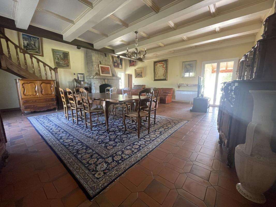 Maison à BOUC-BEL-AIR