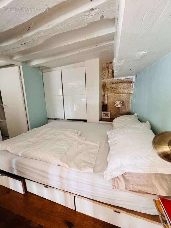 Appartement à PARIS-5E