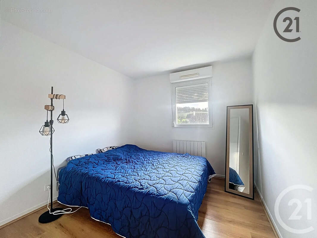 Appartement à VILLENEUVE-SUR-YONNE