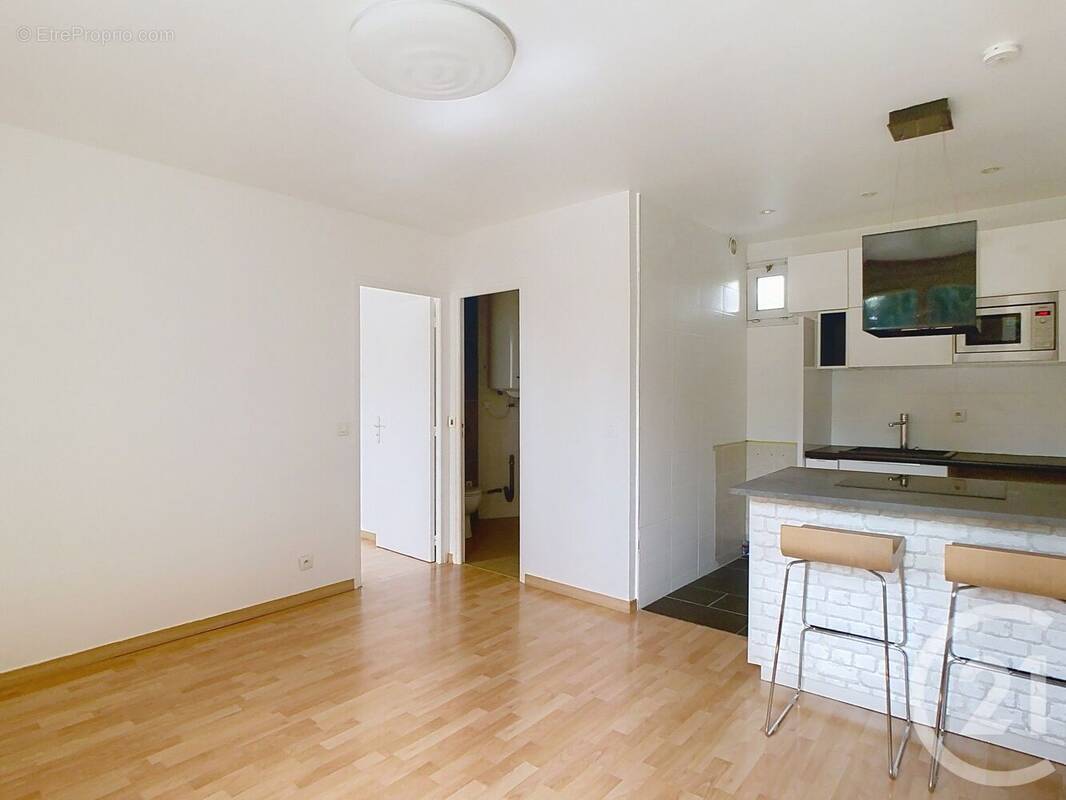 Photo 1 - Appartement à THIAIS